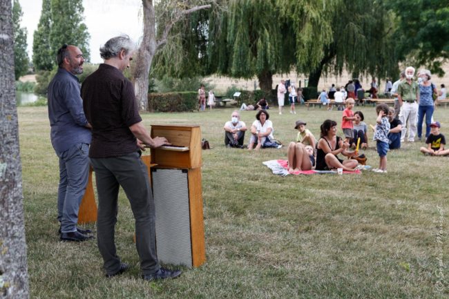 25813-210804162134174-0